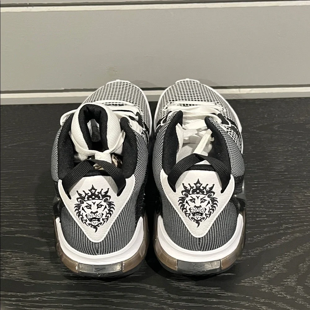 Nike LeBron Witness 7 Black and White Athletic Shoes Men’s Size 11 - Picture 4 of 6